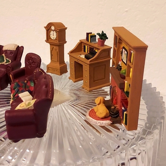 Avon Fine Collectibles Victorian Miniature Living Room Furniture  - 6 Pieces - Picture 3 of 14